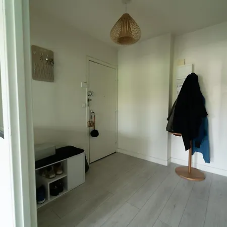 Apartment Entire *